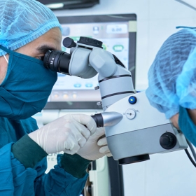 Thiết Bị Khám Mắt